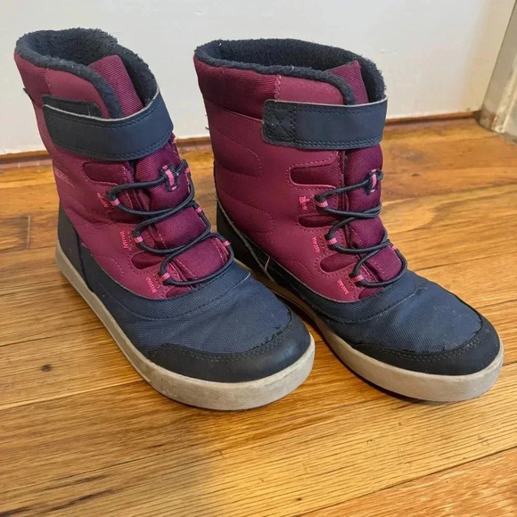 Merrell youth snow storm jr waterproof winter boots size 4 - Picture 1 of 9